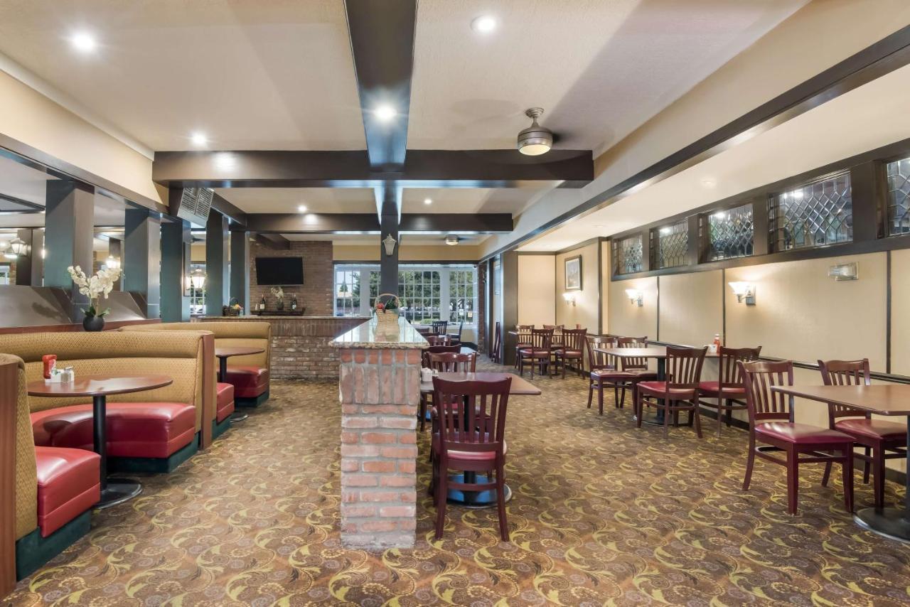 Surestay Plus Hotel By Best Western Reno Airport Экстерьер фото