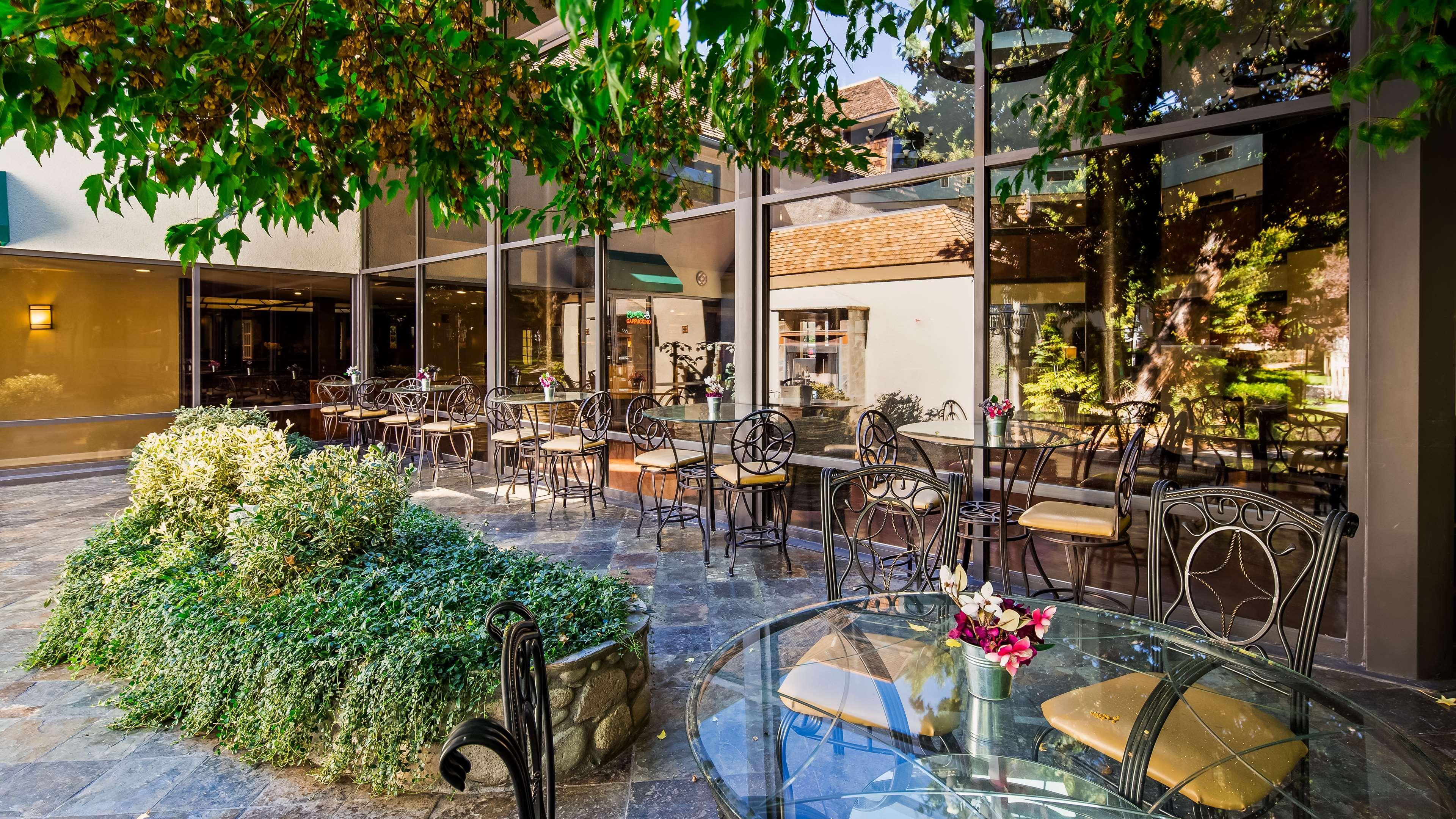 Surestay Plus Hotel By Best Western Reno Airport Экстерьер фото